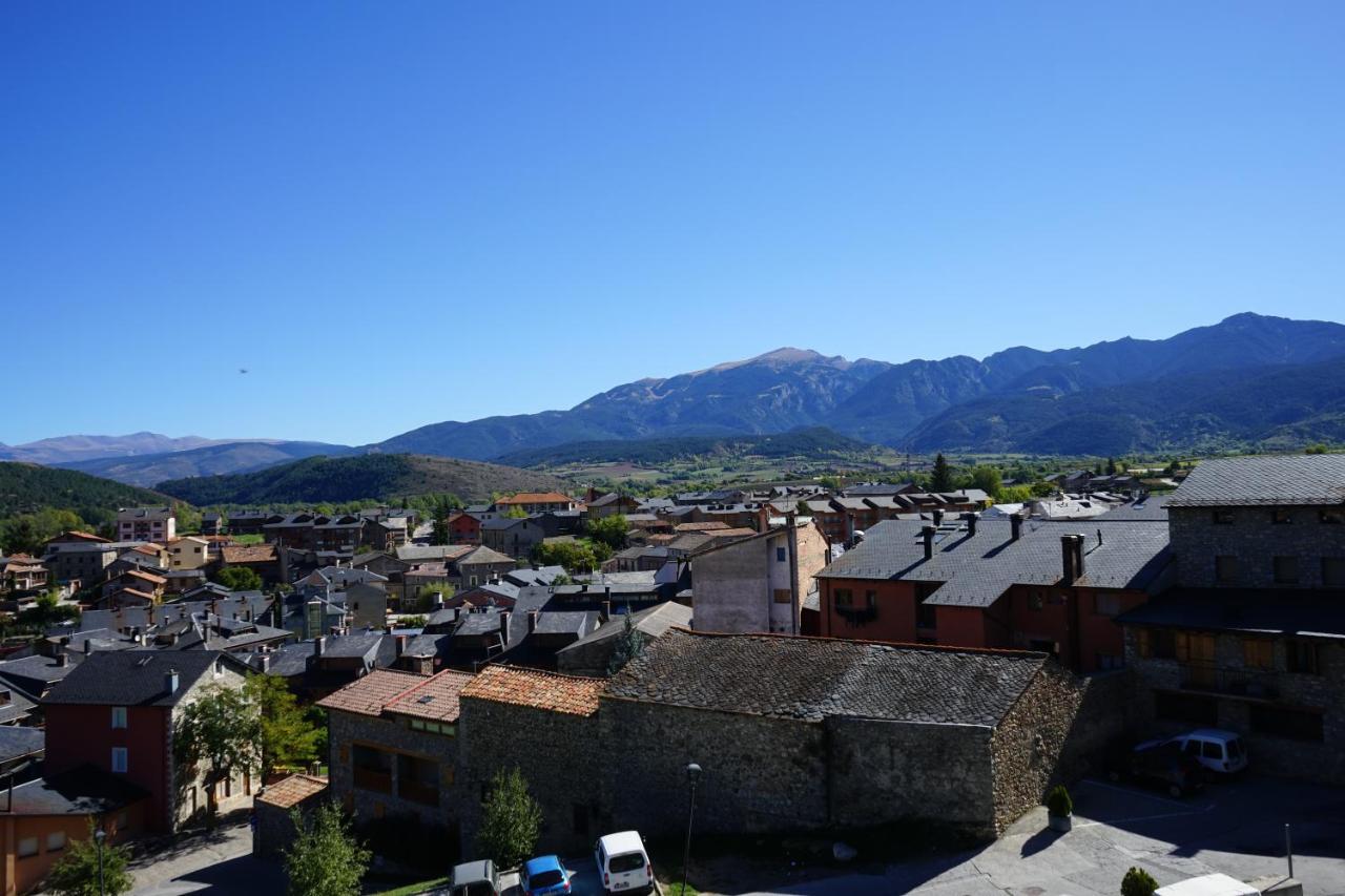Fonda Biayna Hotel Bellver De Cerdanya ภายนอก รูปภาพ