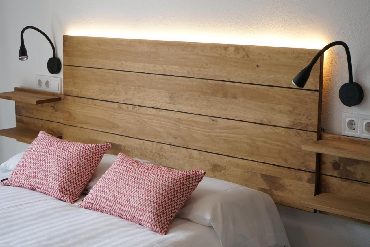 Fonda Biayna Hotel Bellver De Cerdanya ภายนอก รูปภาพ