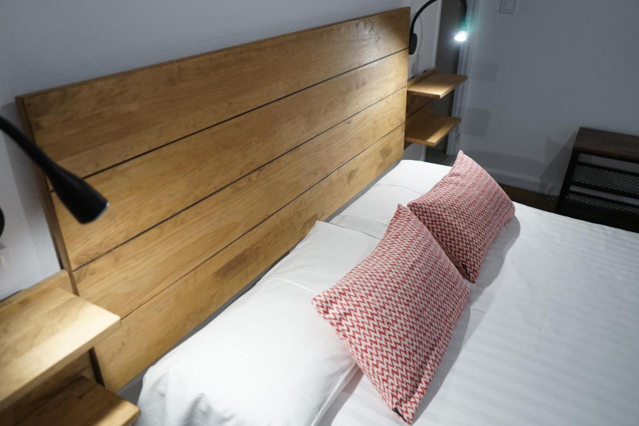Fonda Biayna Hotel Bellver De Cerdanya ภายนอก รูปภาพ